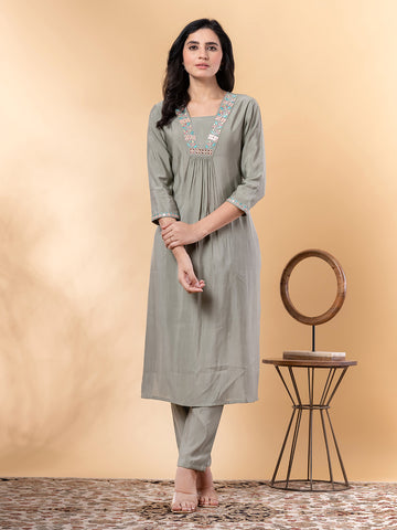 Sage Bloom Embroidered Muslin Silk Kurta Set