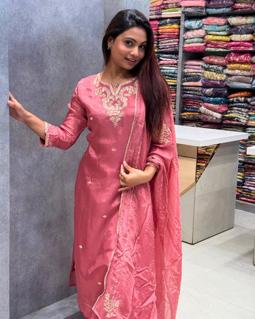 Gulrosh Elegance – Embroidered Silk Crepe Suit Set