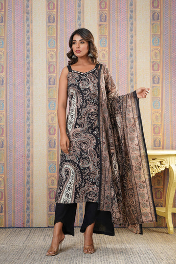 Sleeveless Paisley Print Mul Cotton Kurta Set with Dupatta