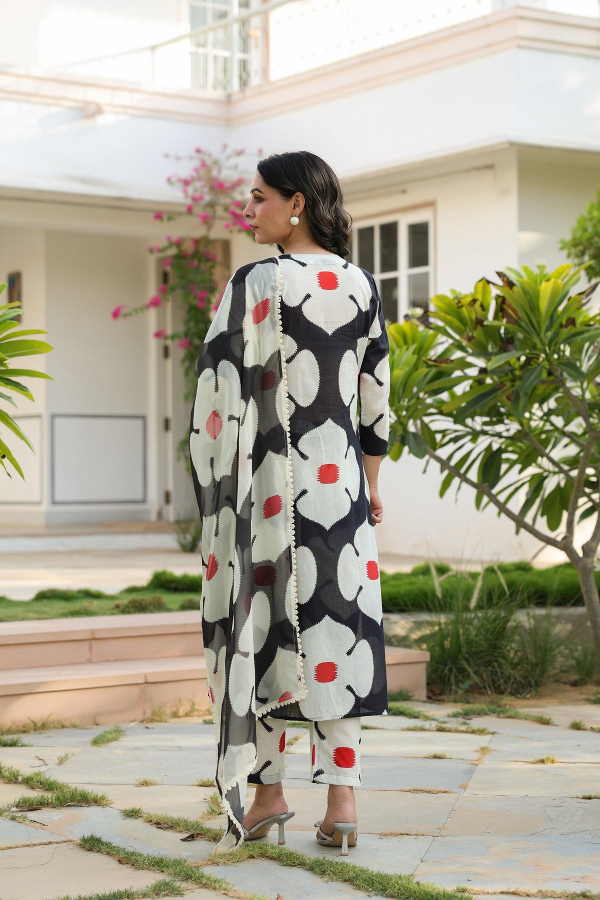 Ecru Essence – Printed 3-Pc Pure Cotton Kurta Set