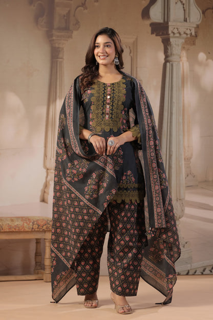 Kirti Farsi Salwar Set