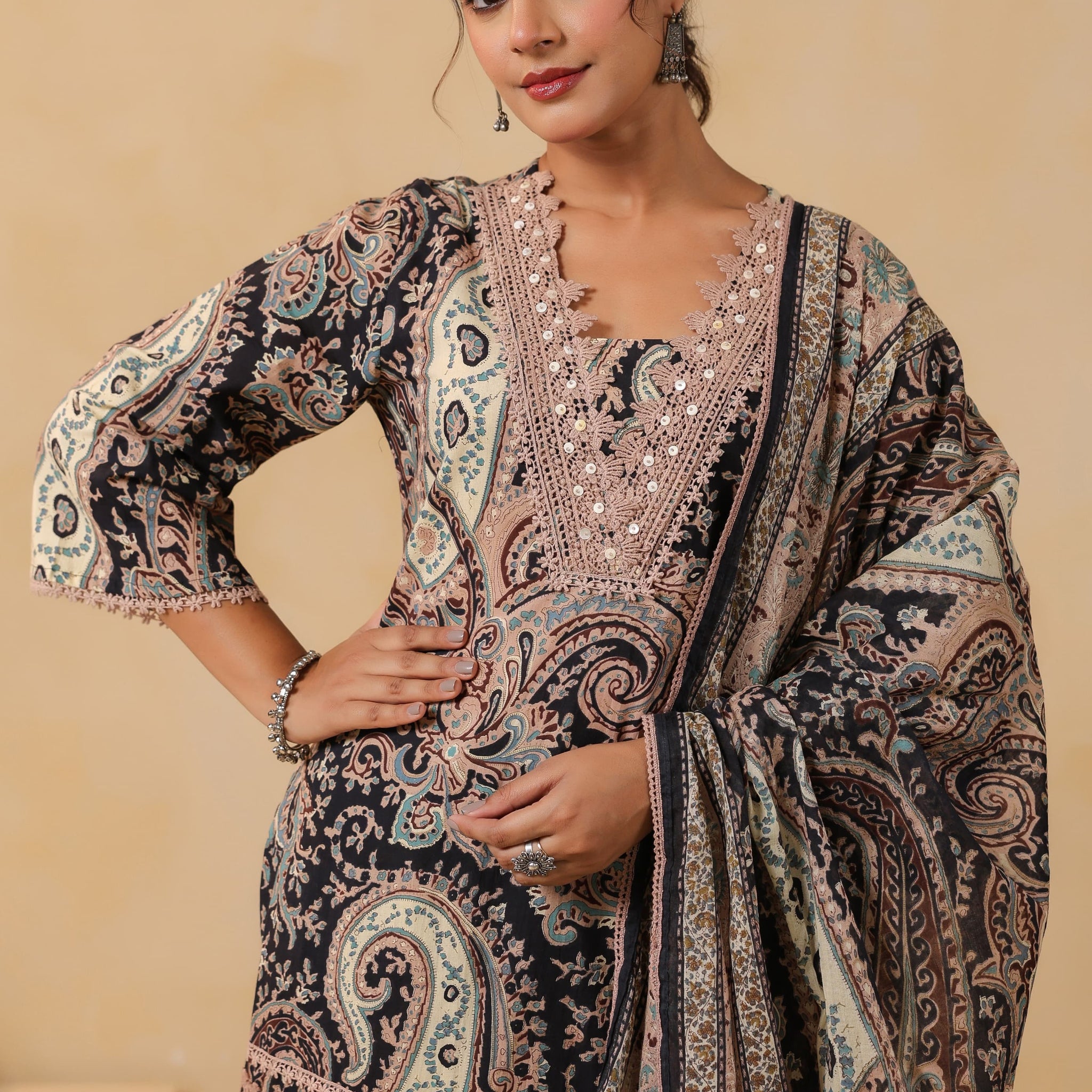 Timeless Paisley Pattern