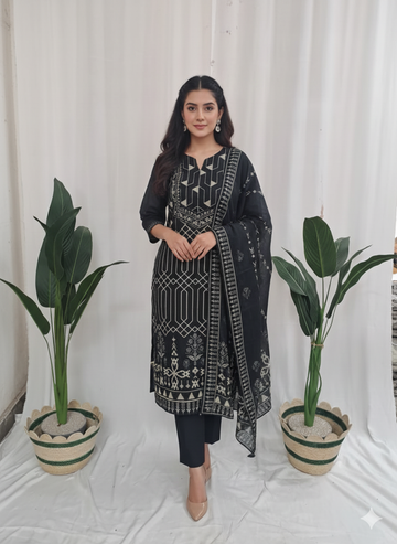 Noor-e-Qalam – Black & Off-White Kota Dori Silk Kurta Set