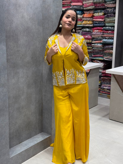 Sunehri Adaa Indo-Western Set