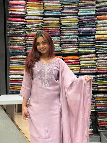 Lilac Handwork Set