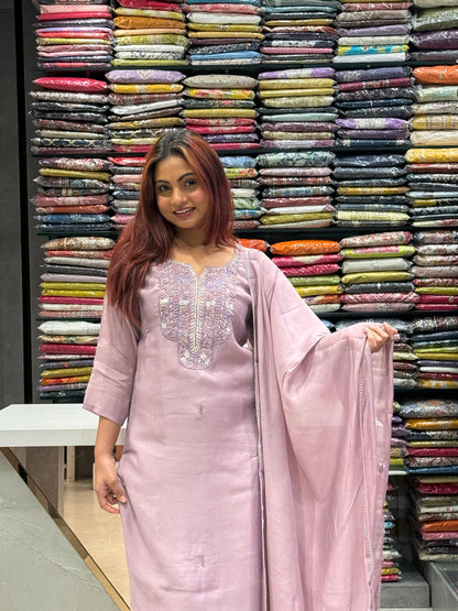 Lilac Handwork Set