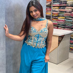 Neeli Pari Set