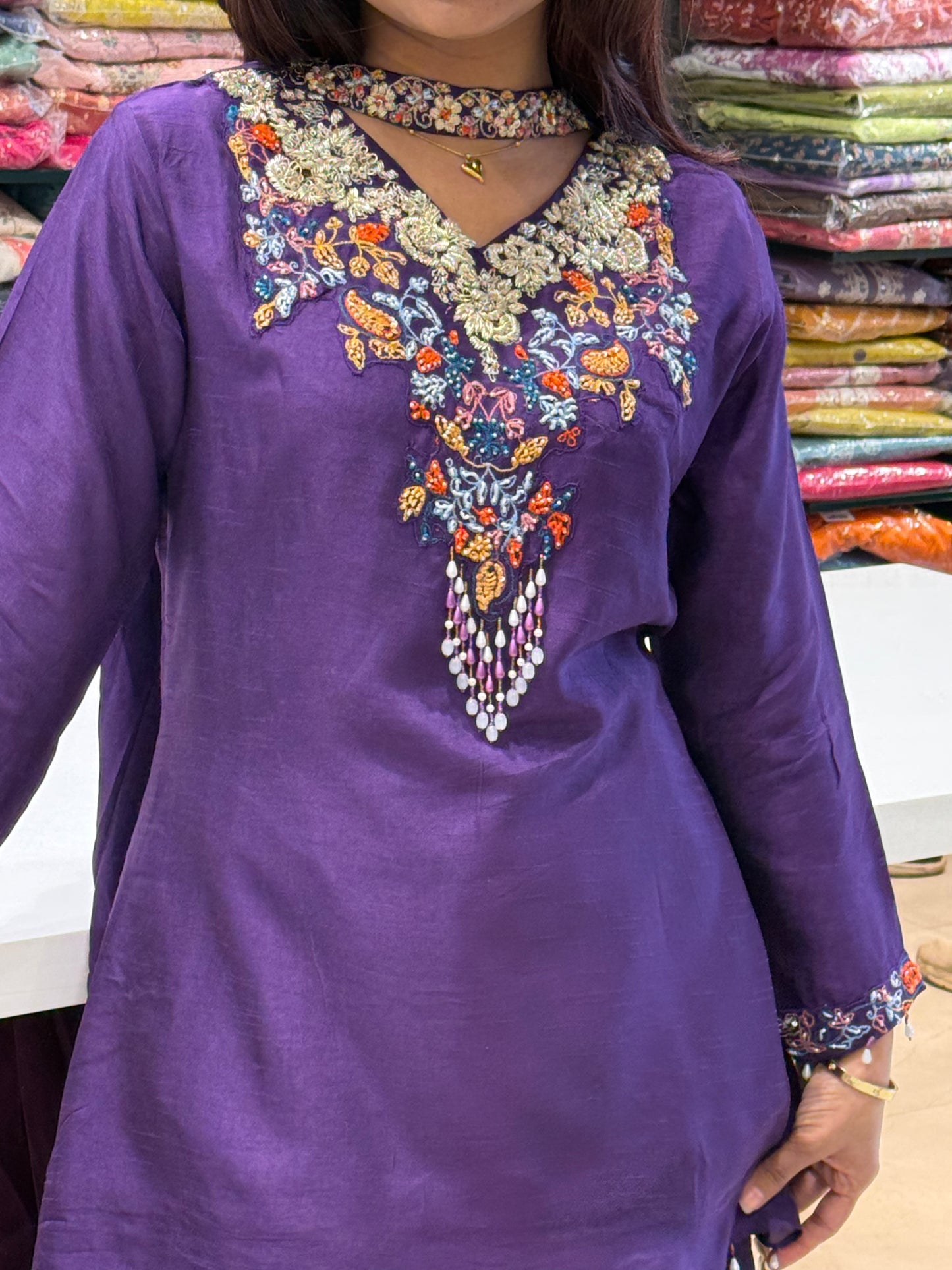 Bainganee Silk Set