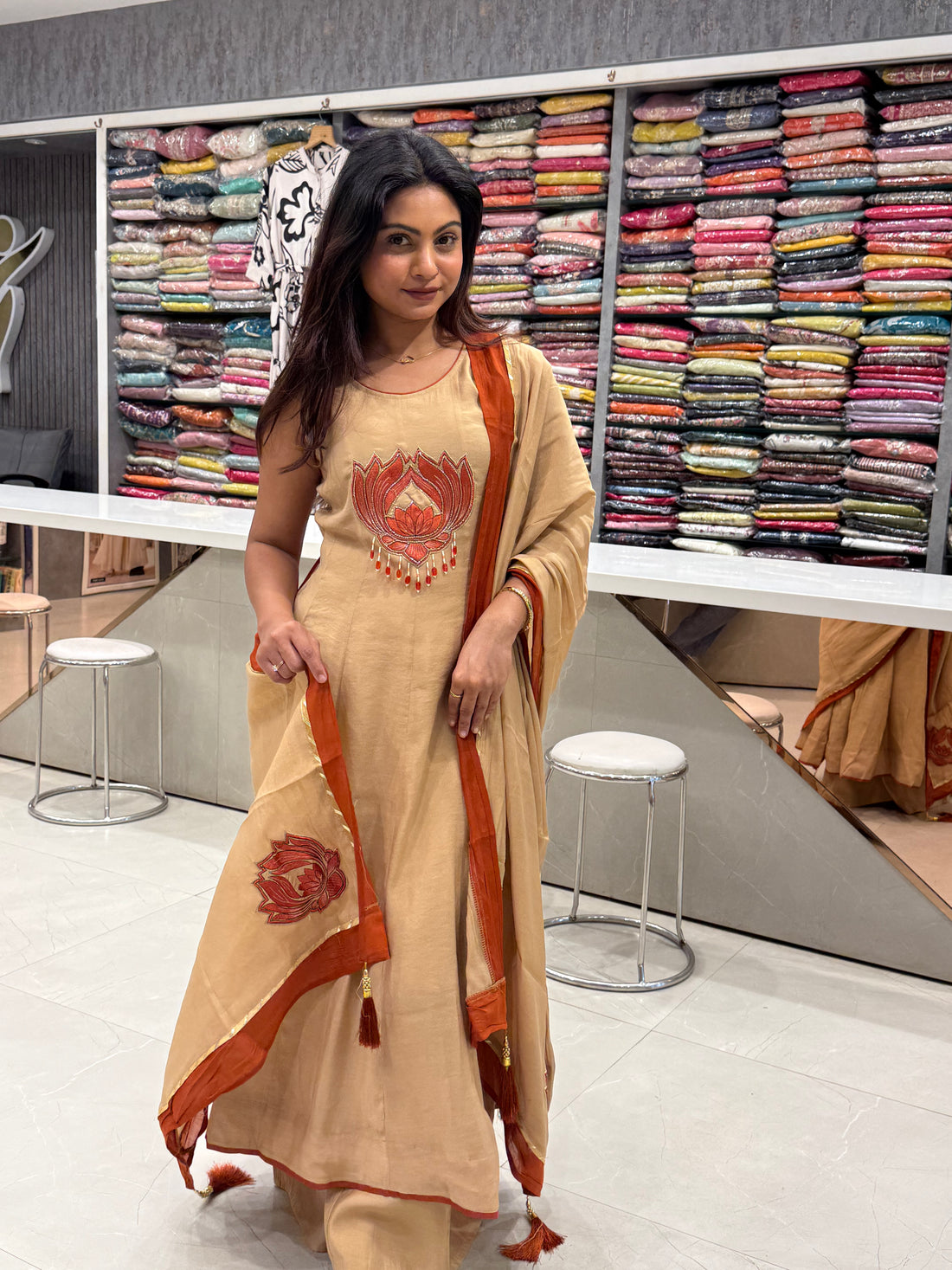 Swarn Kamal Muslin Silk Set