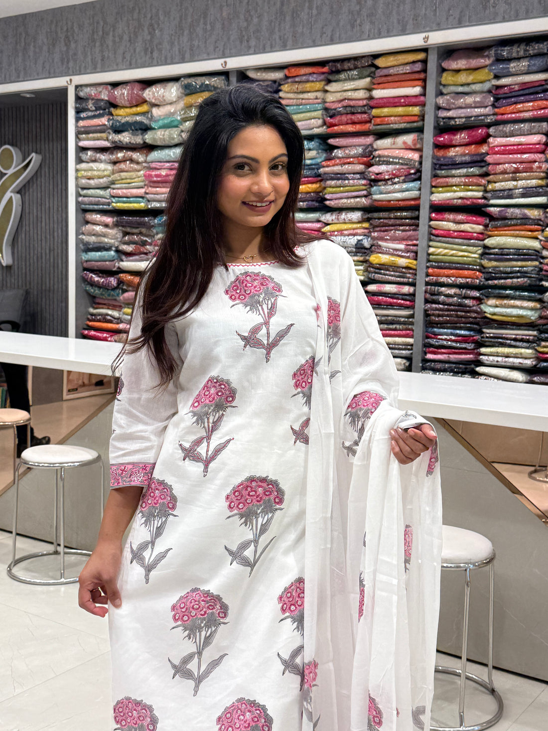 Gulabi Kiran Mul Cotton Set