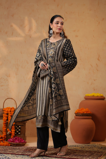 Noor Heritage Kurta & Dupatta Set in Muslin Silk