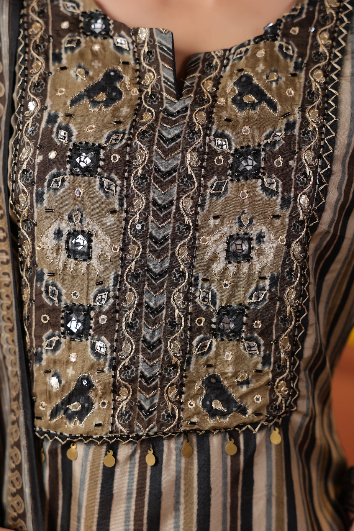 Noor Heritage Kurta & Dupatta Set in Muslin Silk