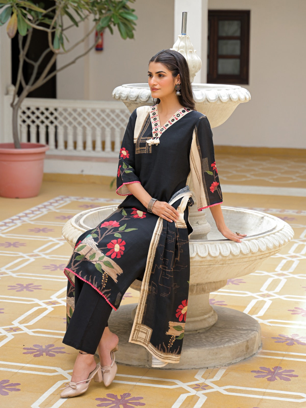 Meera Soft Silk Set