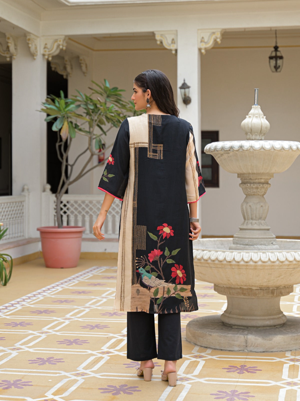 Meera Soft Silk Set