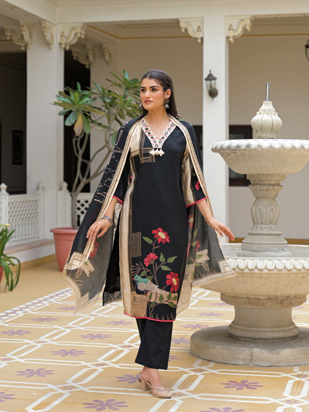 Meera Soft Silk Set