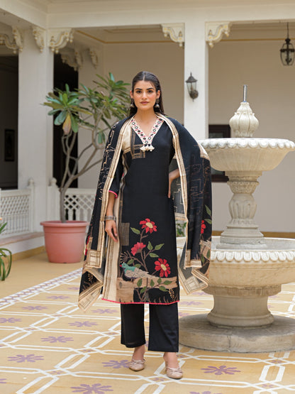 Meera Soft Silk Set
